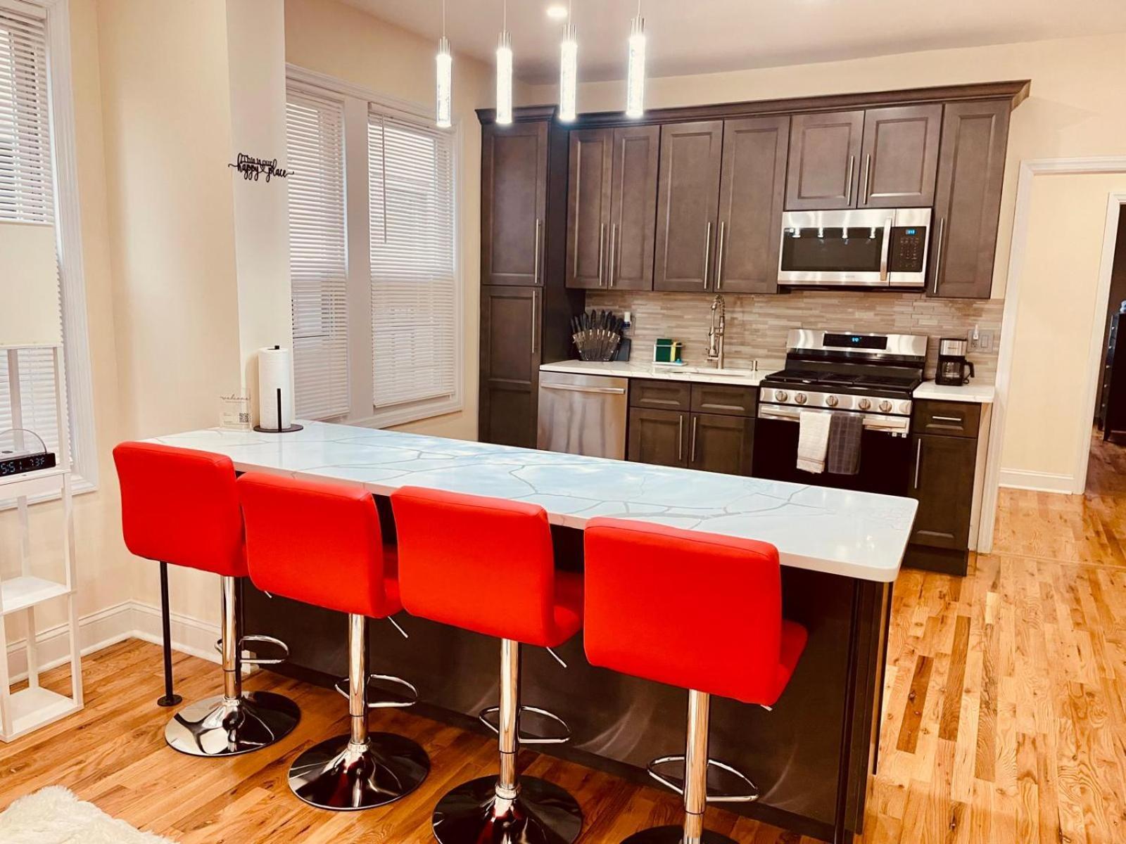 Ferienwohnung Ooohlala! 2 Beds And 2 Full Baths W/Free Parking Newark Exterior foto