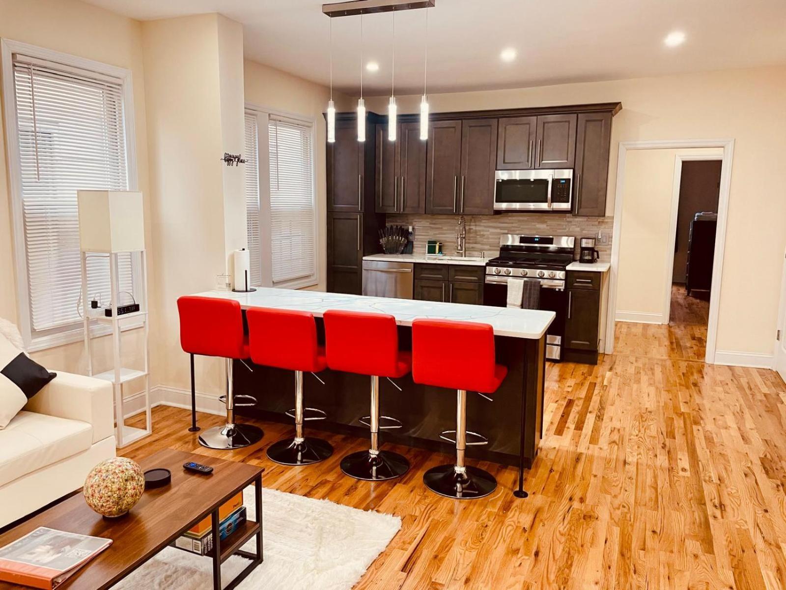 Ferienwohnung Ooohlala! 2 Beds And 2 Full Baths W/Free Parking Newark Exterior foto