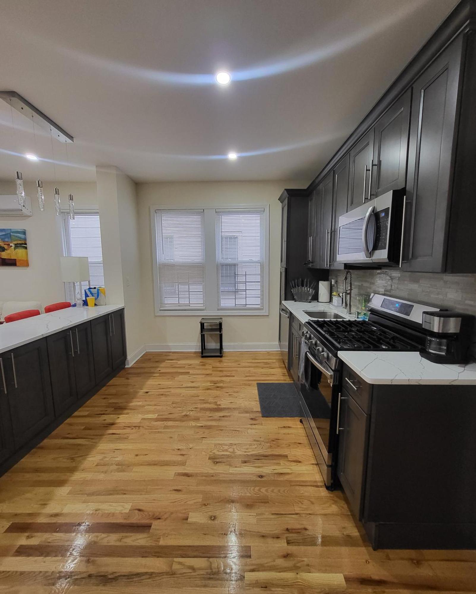 Ferienwohnung Ooohlala! 2 Beds And 2 Full Baths W/Free Parking Newark Exterior foto